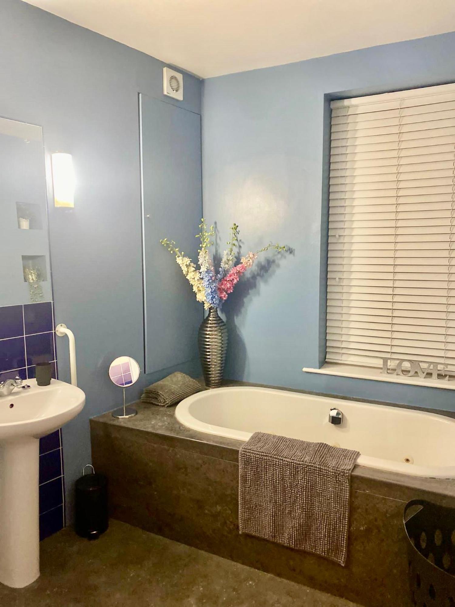 Solomons Peak Apartment Buxton  Bagian luar foto